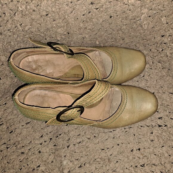 JOHN FLUEVOG-Getups-Eureka-Green Leather/Stitching-Mary Janes-Sz 7-Very Good - Picture 8 of 9
